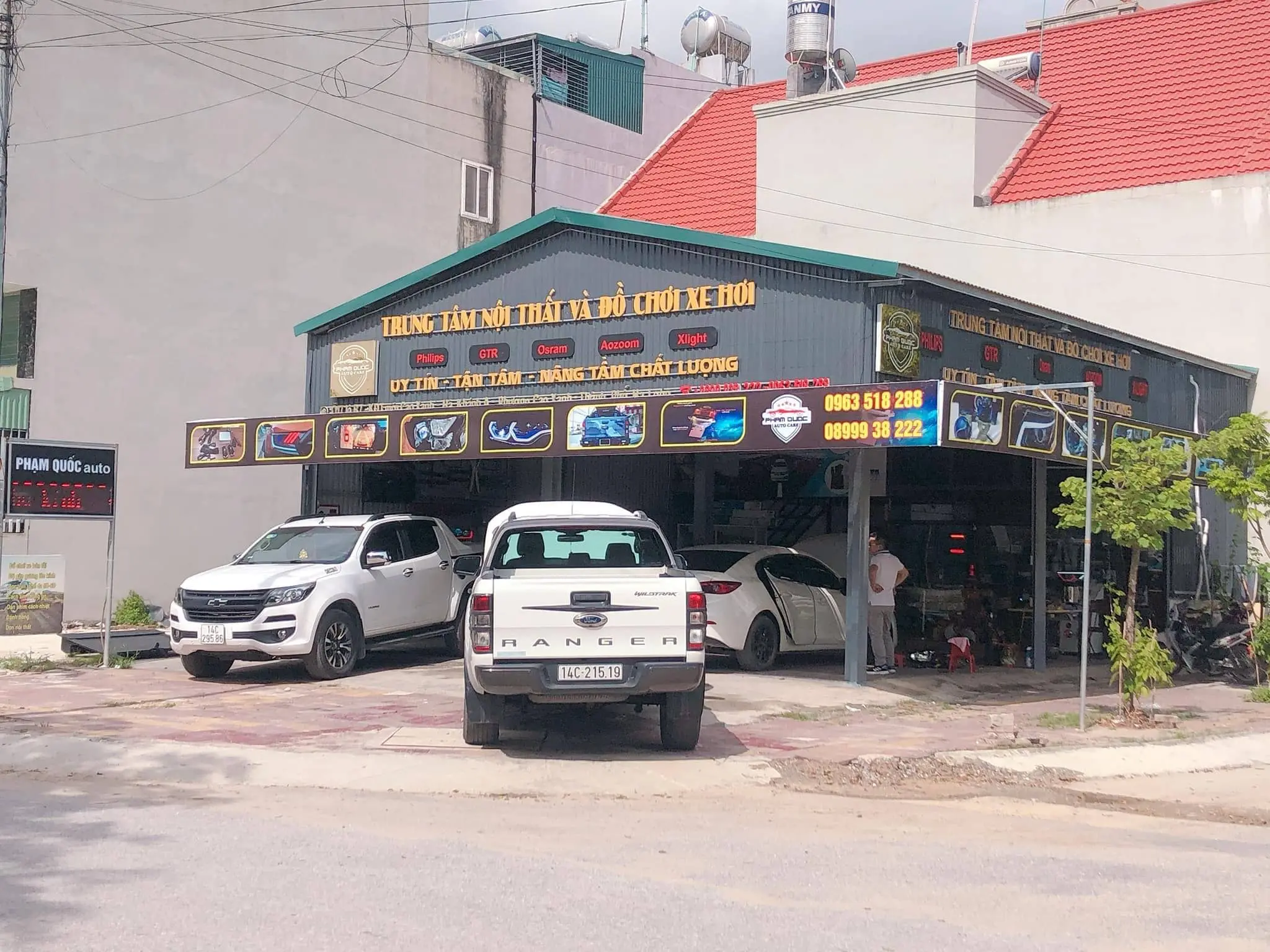 Phạm Quốc Auto